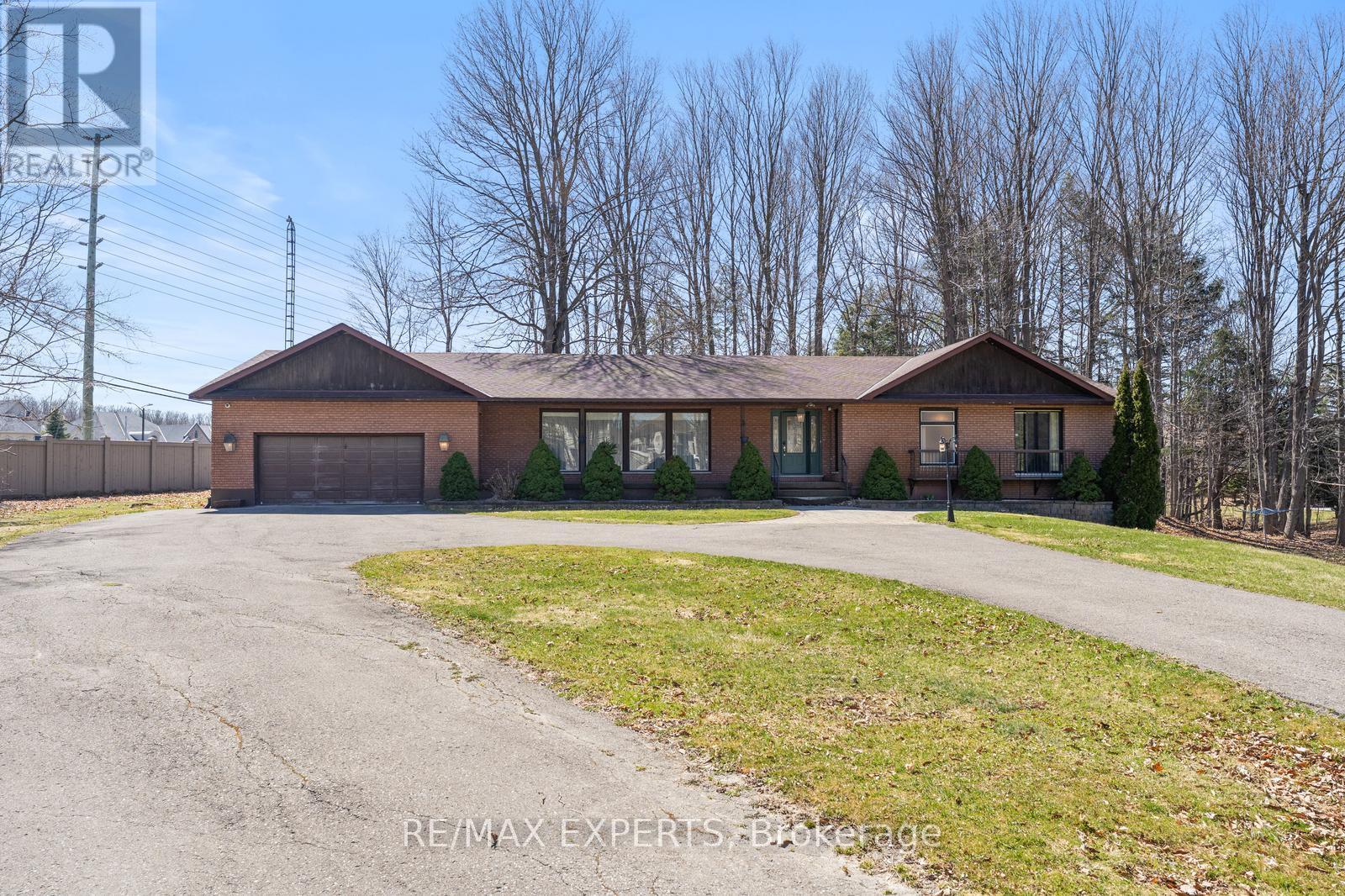 16 Millwood Parkway, Vaughan, Ontario  L4H 4X5 - Photo 7 - N12094177