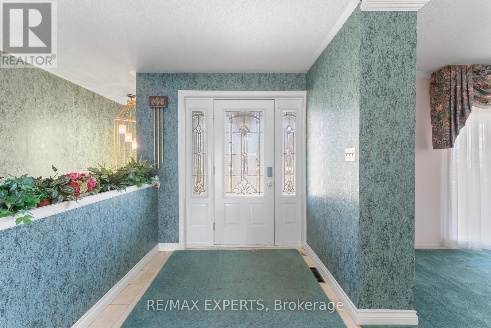 16 Millwood Parkway, Vaughan, Ontario  L4H 4X5 - Photo 9 - N12094177