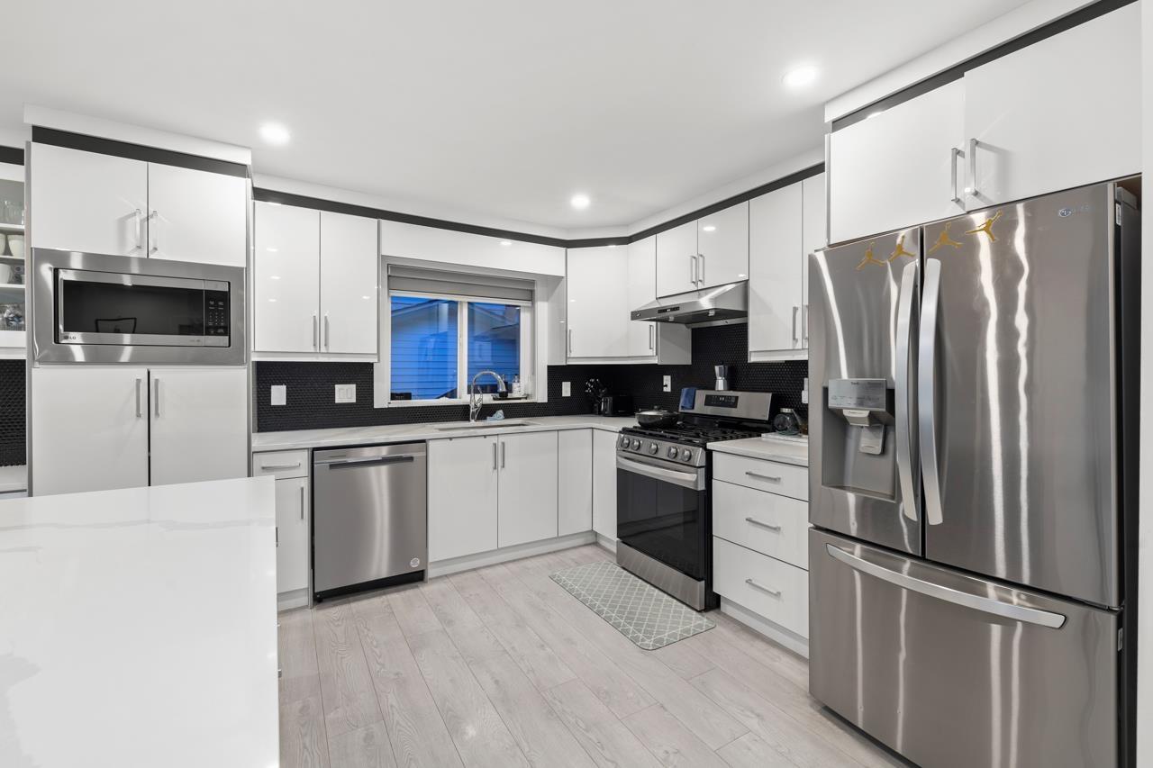 Property at 2862 GLENAVON COURT image 1