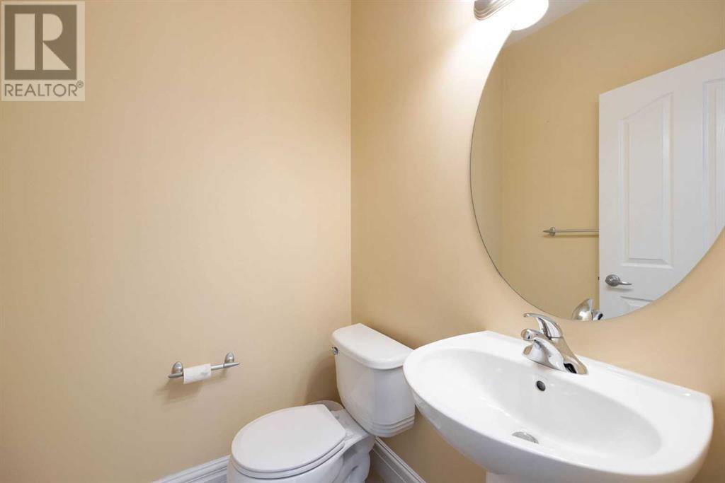 118 Mayflower Bay, Fort Mcmurray, Alberta  T9K 0H1 - Photo 12 - A2213439