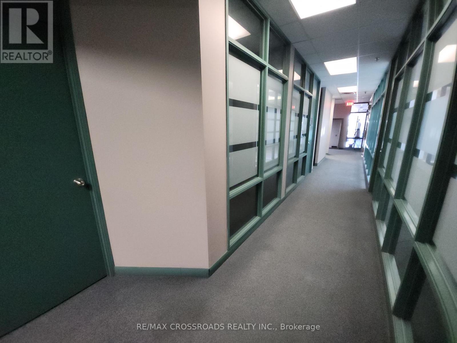 220d - 50 Dunlop Street, Barrie, Ontario  L4M 6J9 - Photo 14 - S12094213