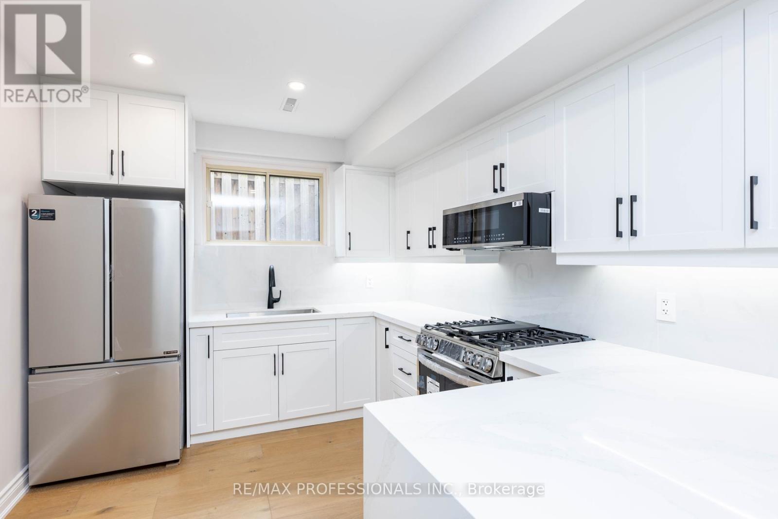 (Lower) - 468 Gowland Crescent, Milton, Ontario  L9T 4E5 - Photo 12 - W12094198
