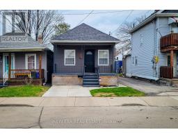 18 ELLIS AVENUE, Hamilton, Ontario