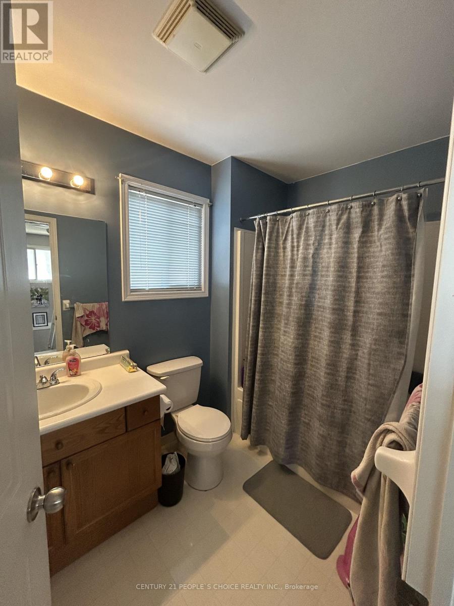 394 Lighthouse Road, London South, Ontario  N6M 1J1 - Photo 9 - X12094232