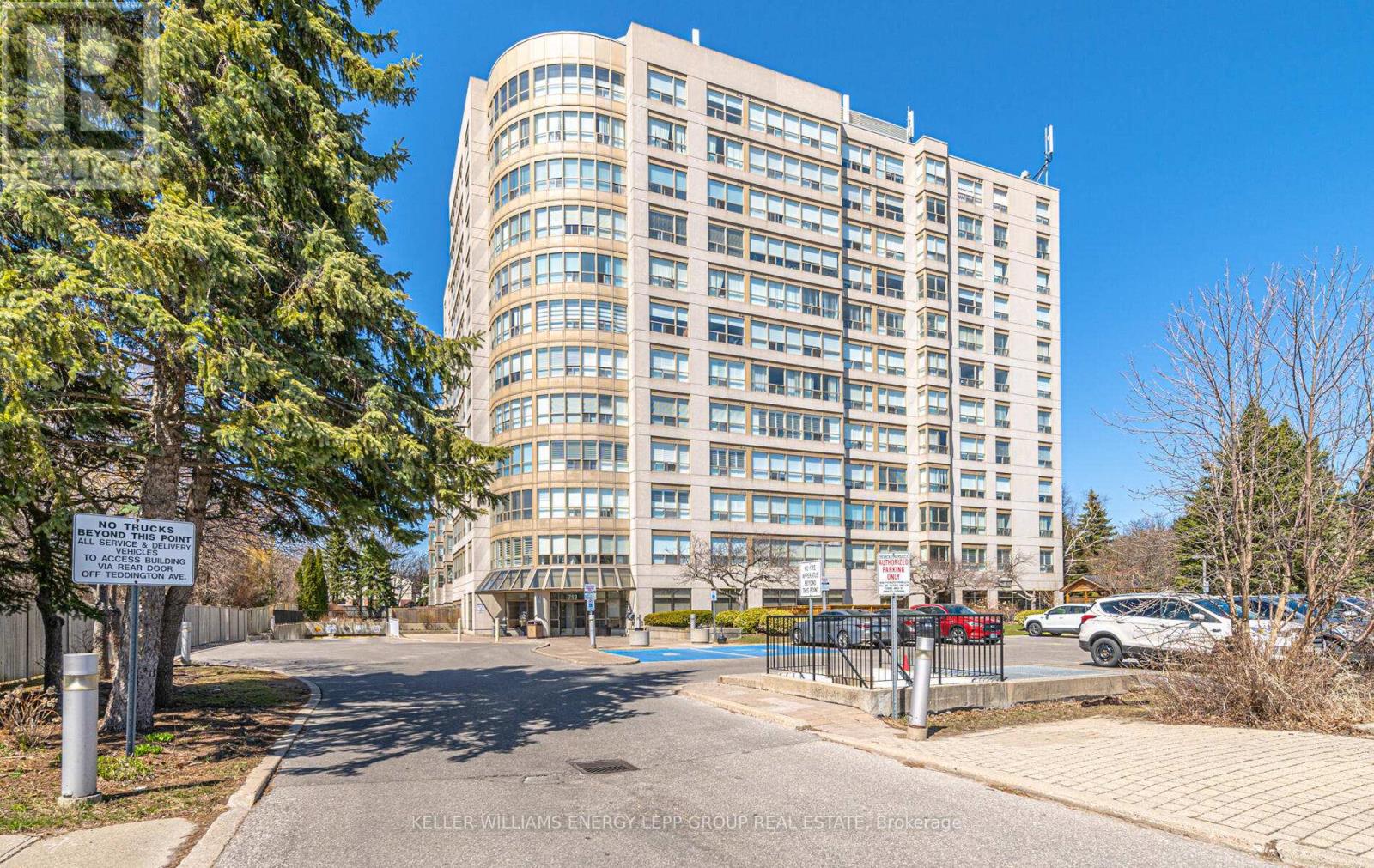 Property at 1007 - 712 ROSSLAND ROAD E image 2