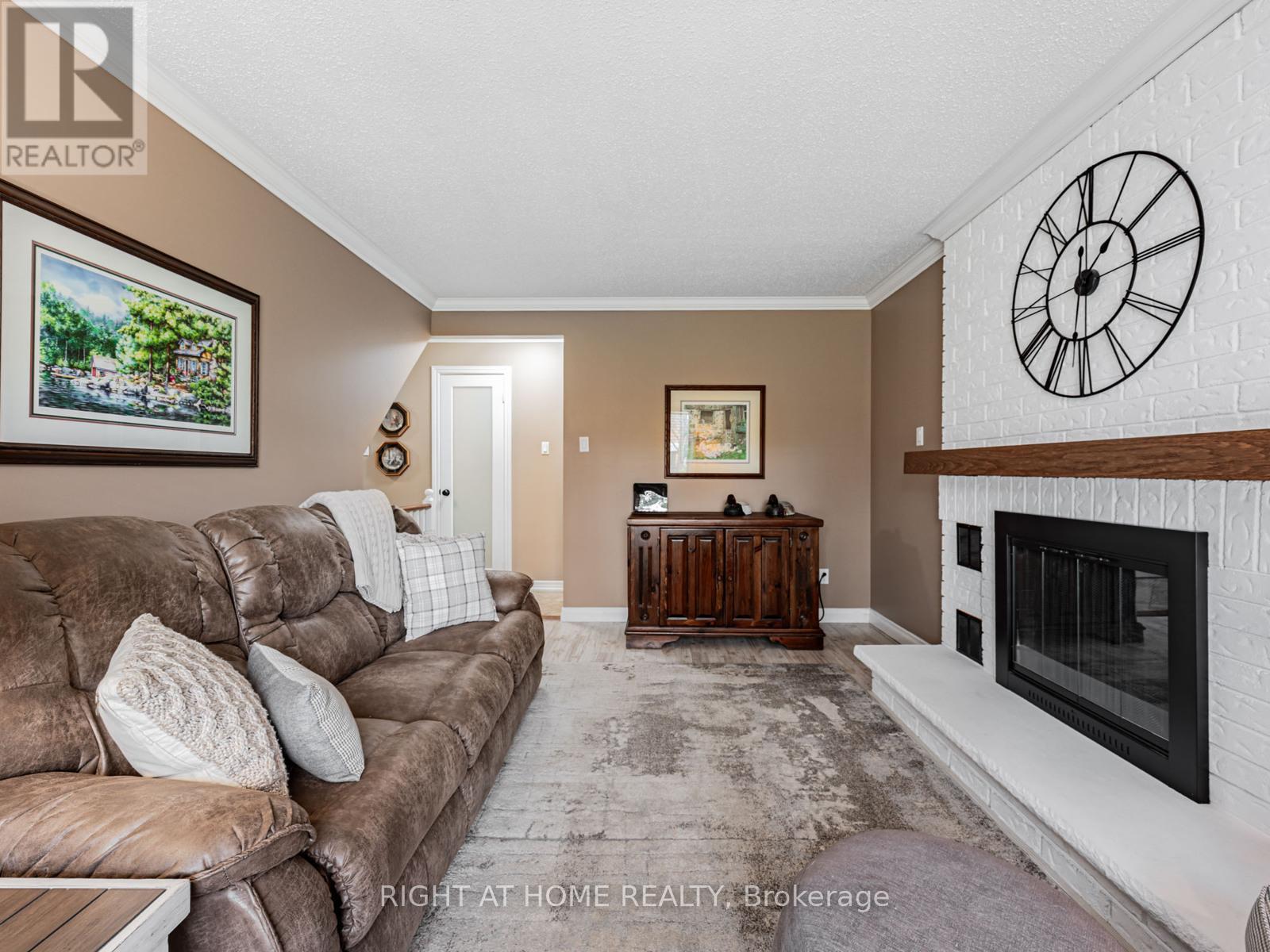 36 Love Crescent, Ajax (South West), Ontario  L1S 4S9 - Photo 15 - E12094263