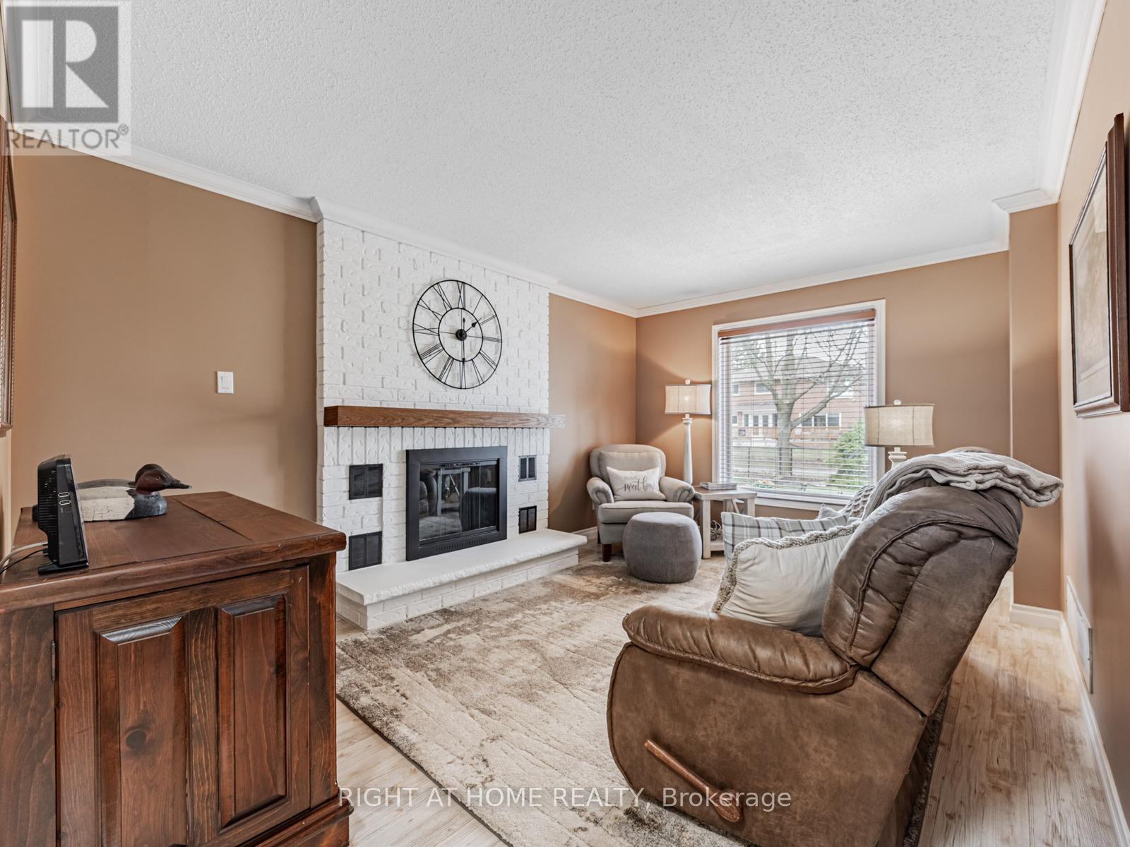 36 Love Crescent, Ajax (South West), Ontario  L1S 4S9 - Photo 16 - E12094263