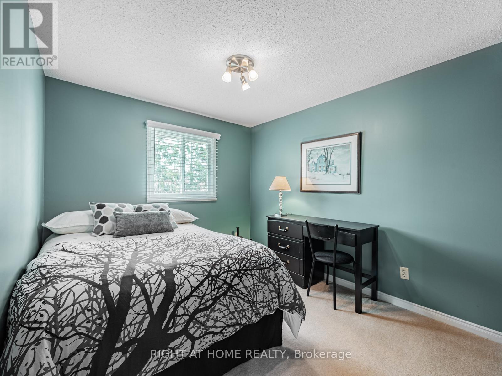 36 Love Crescent, Ajax (South West), Ontario  L1S 4S9 - Photo 23 - E12094263