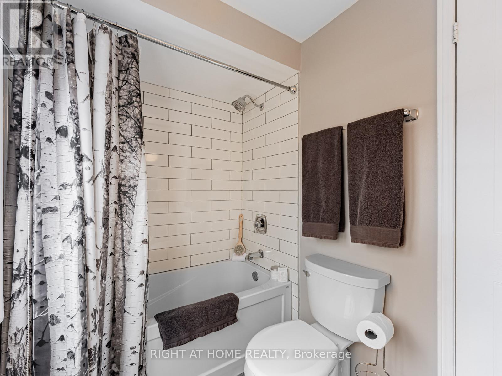 36 Love Crescent, Ajax (South West), Ontario  L1S 4S9 - Photo 25 - E12094263