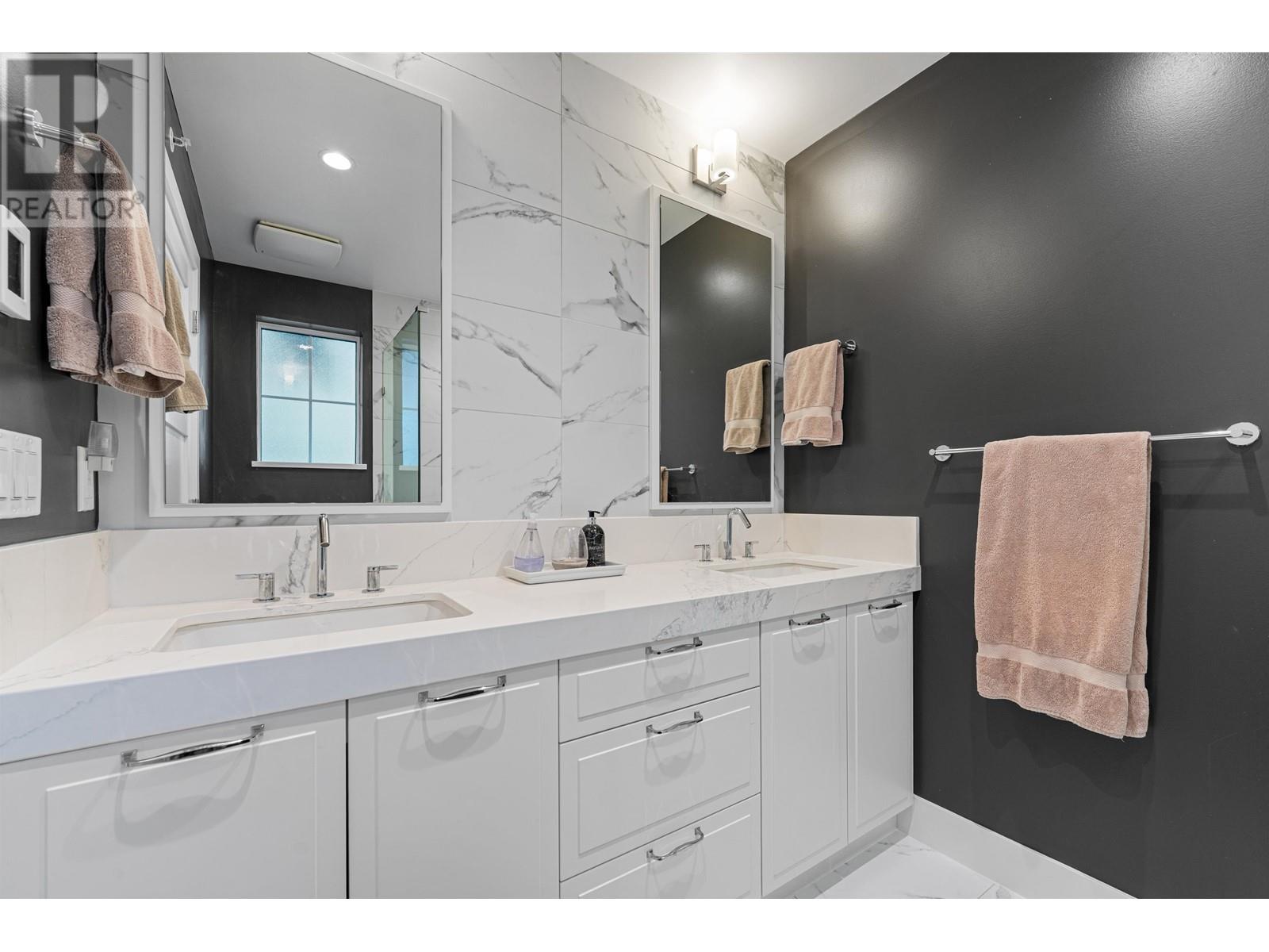 8121 Shaughnessy Street, Vancouver, British Columbia  V6P 3X9 - Photo 26 - R2984559