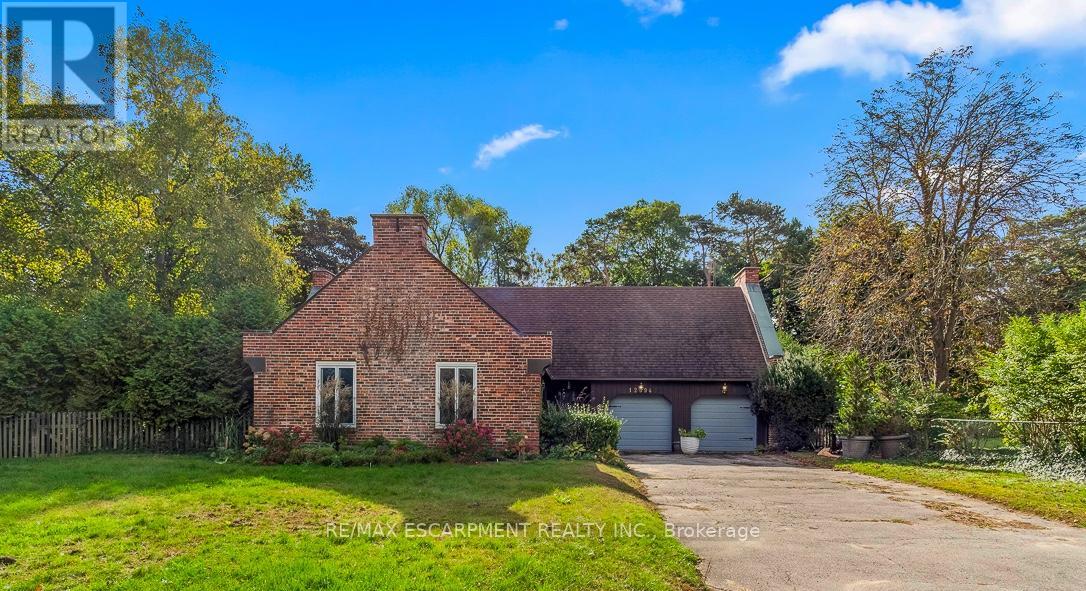 Property at 1294 GATEHOUSE DRIVE image 2