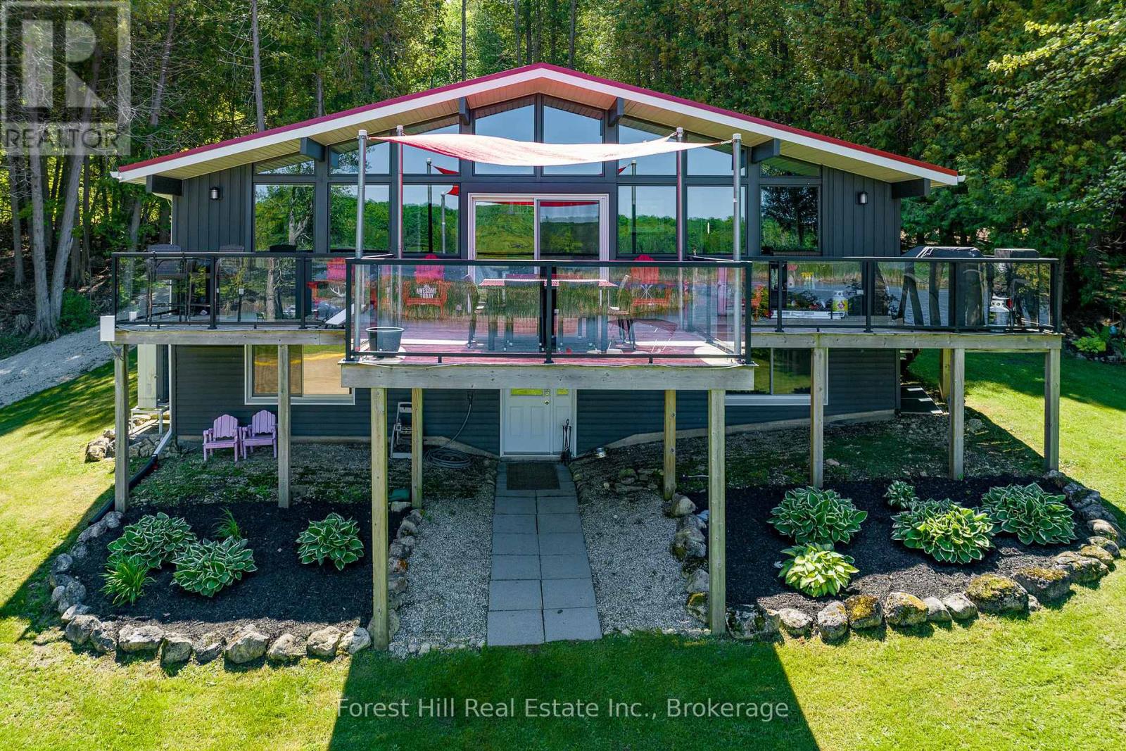 230 Wiles Lane, Grey Highlands, Ontario  N0C 1E0 - Photo 4 - X12094316