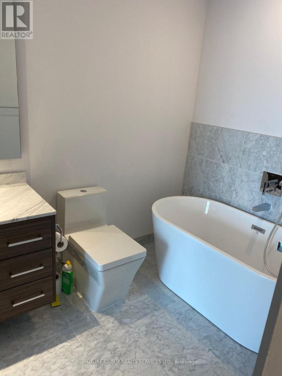 2406 - 488 University Avenue, Toronto, Ontario  M5G 0C1 - Photo 5 - C12094304
