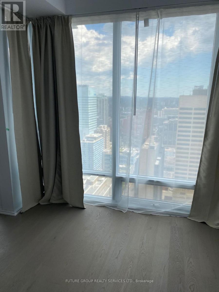 2406 - 488 University Avenue, Toronto, Ontario  M5G 0C1 - Photo 6 - C12094304
