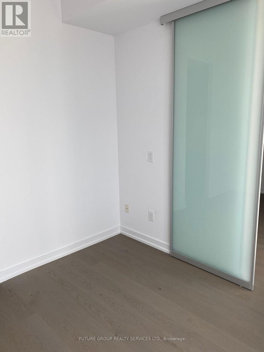 2406 - 488 University Avenue, Toronto, Ontario  M5G 0C1 - Photo 8 - C12094304