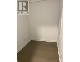 2406 - 488 UNIVERSITY AVENUE, Toronto, Ontario