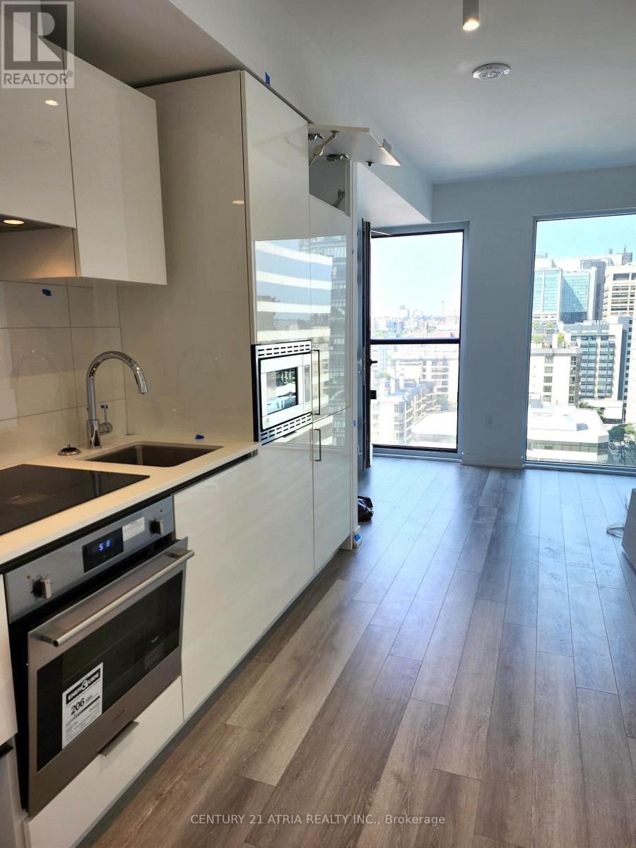 1602 - 238 Simcoe Street, Toronto, Ontario  M5T 0E2 - Photo 3 - C12094306