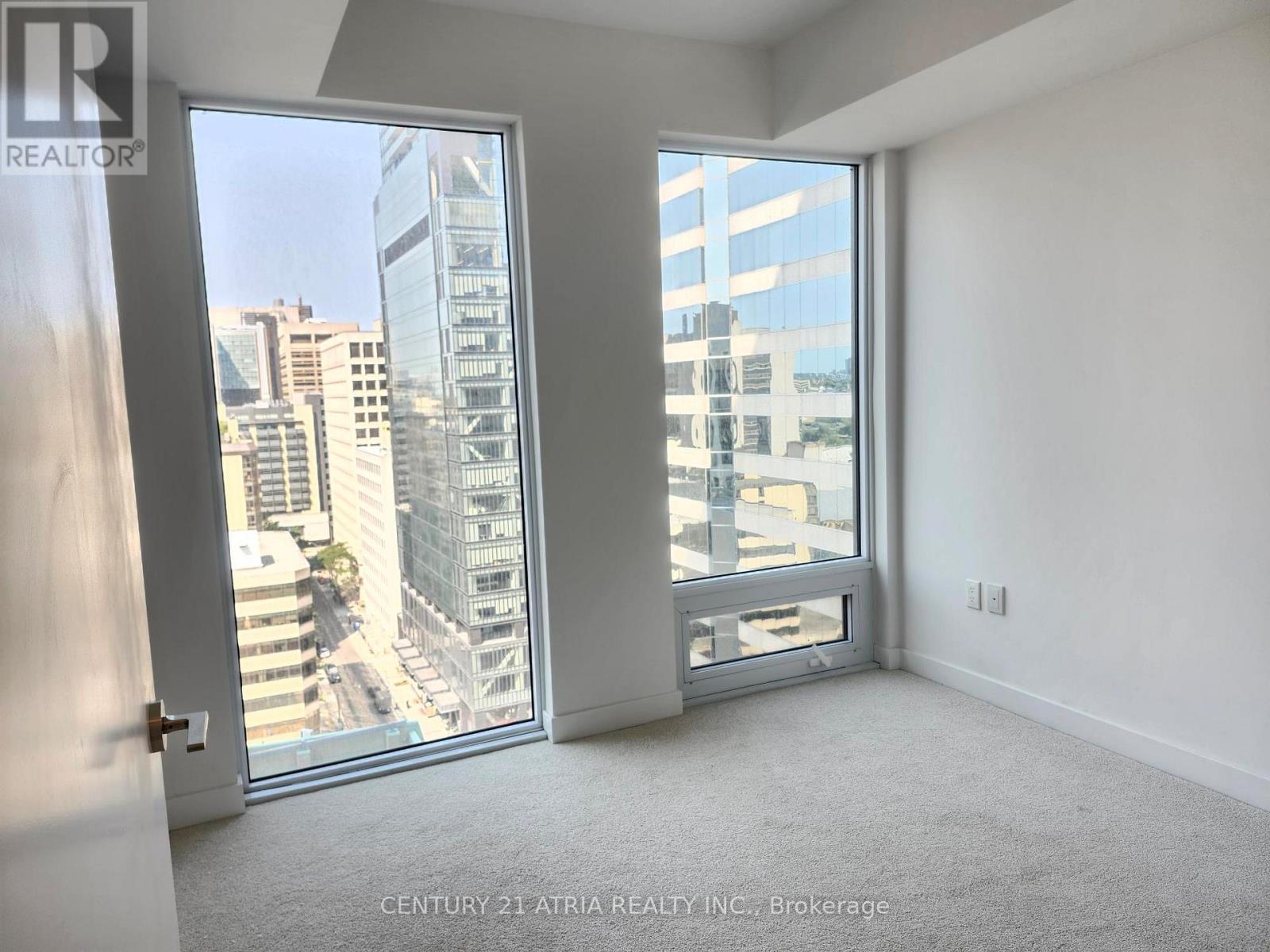1602 - 238 Simcoe Street, Toronto, Ontario  M5T 0E2 - Photo 6 - C12094306