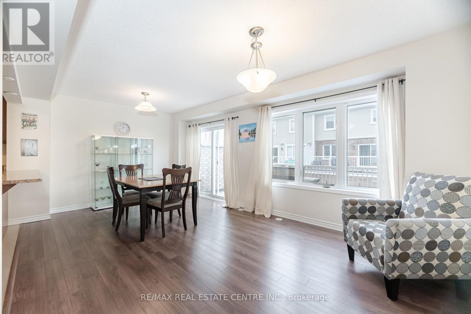18 Allium Road, Brampton, Ontario  L7A 4H5 - Photo 7 - W12094279