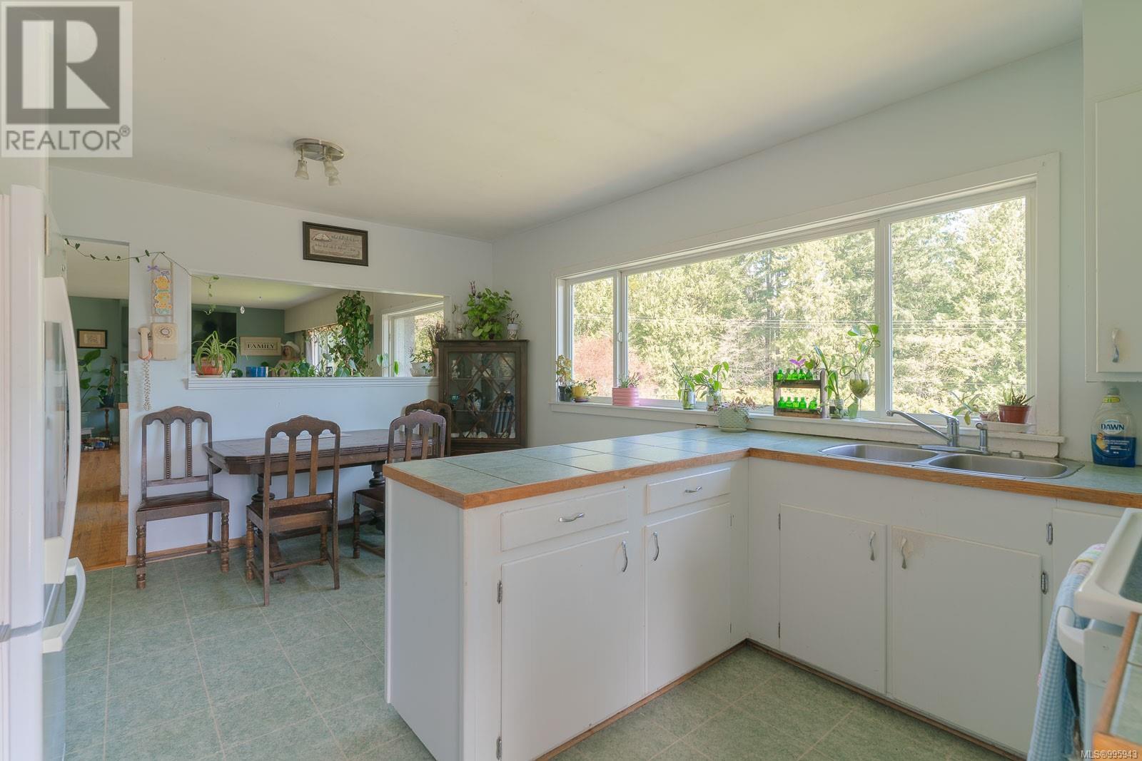 Property at 11228 Chemainus Rd image 2