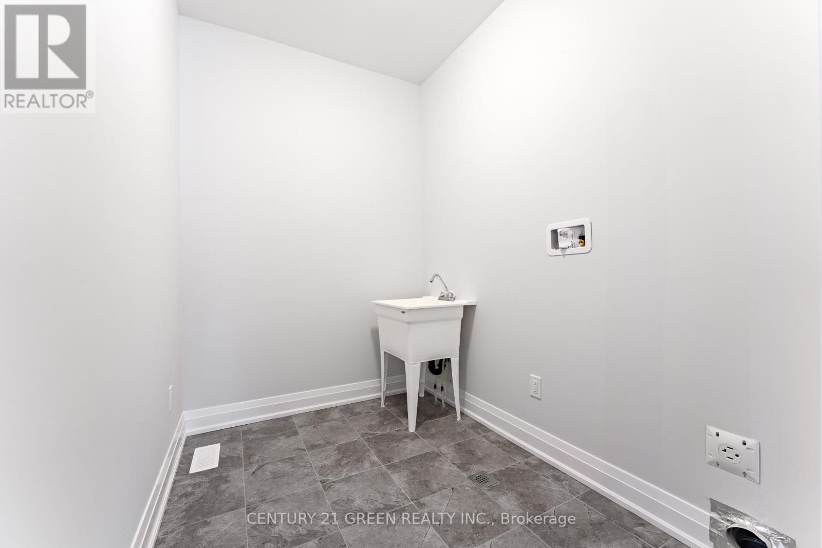 1447 Upper Thames Drive, Woodstock, Ontario  N4T 0P9 - Photo 36 - X12094323