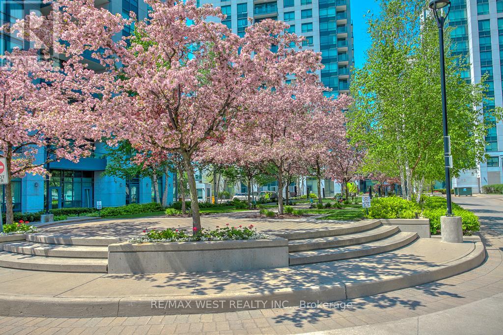 907 - 32 Clegg Road, Markham, Ontario  L6G 0B2 - Photo 2 - N12094185