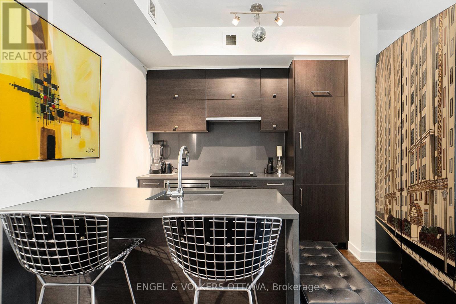 406 - 428 Sparks Street, Ottawa, Ontario  K1R 0B3 - Photo 10 - X12094338
