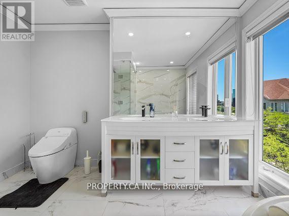 233 David Dunlap Circle E, Toronto, Ontario  M3C 4B9 - Photo 13 - C12094334