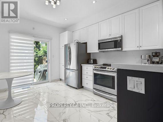 233 David Dunlap Circle E, Toronto, Ontario  M3C 4B9 - Photo 16 - C12094334