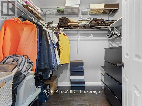 233 David Dunlap Circle E, Toronto, Ontario  M3C 4B9 - Photo 18 - C12094334
