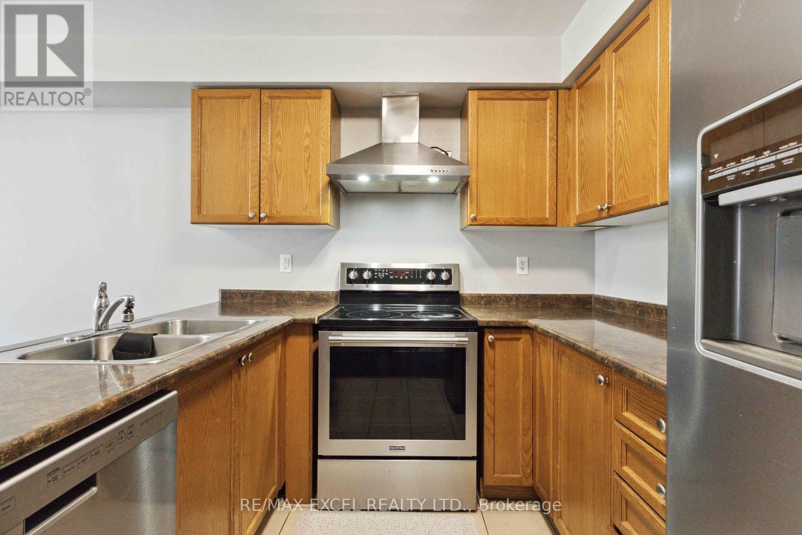 26 Farmstead Drive, Clarington, Ontario  L1C 0J9 - Photo 12 - E12094336