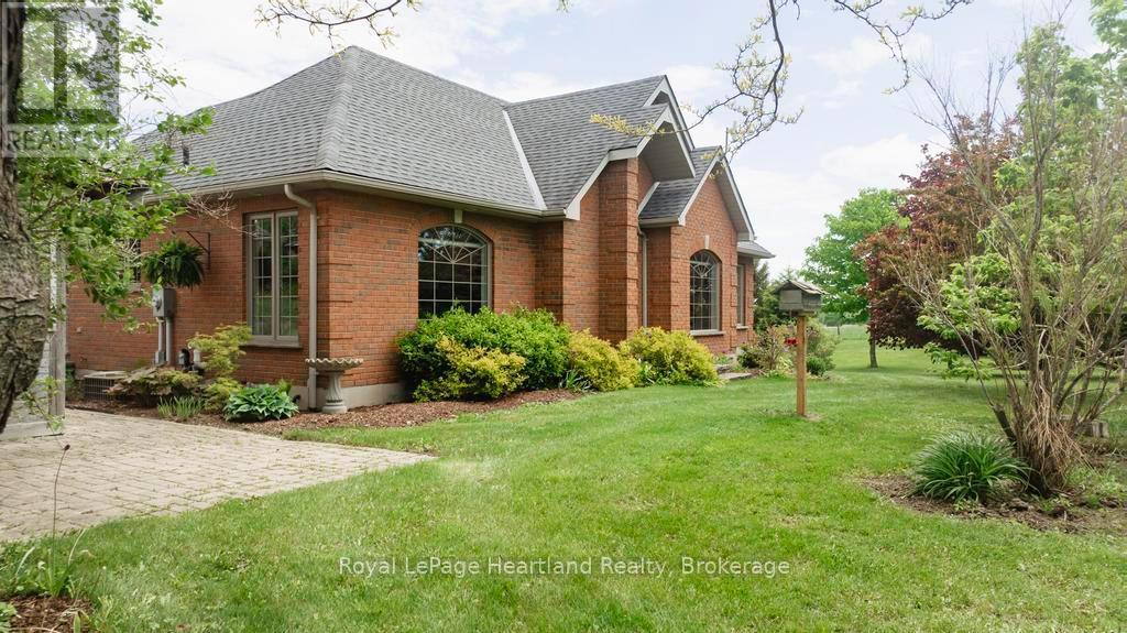 81572 Lucknow Line, Ashfield-Colborne-Wawanosh, Ontario  N7A 3Y1 - Photo 2 - X11962324