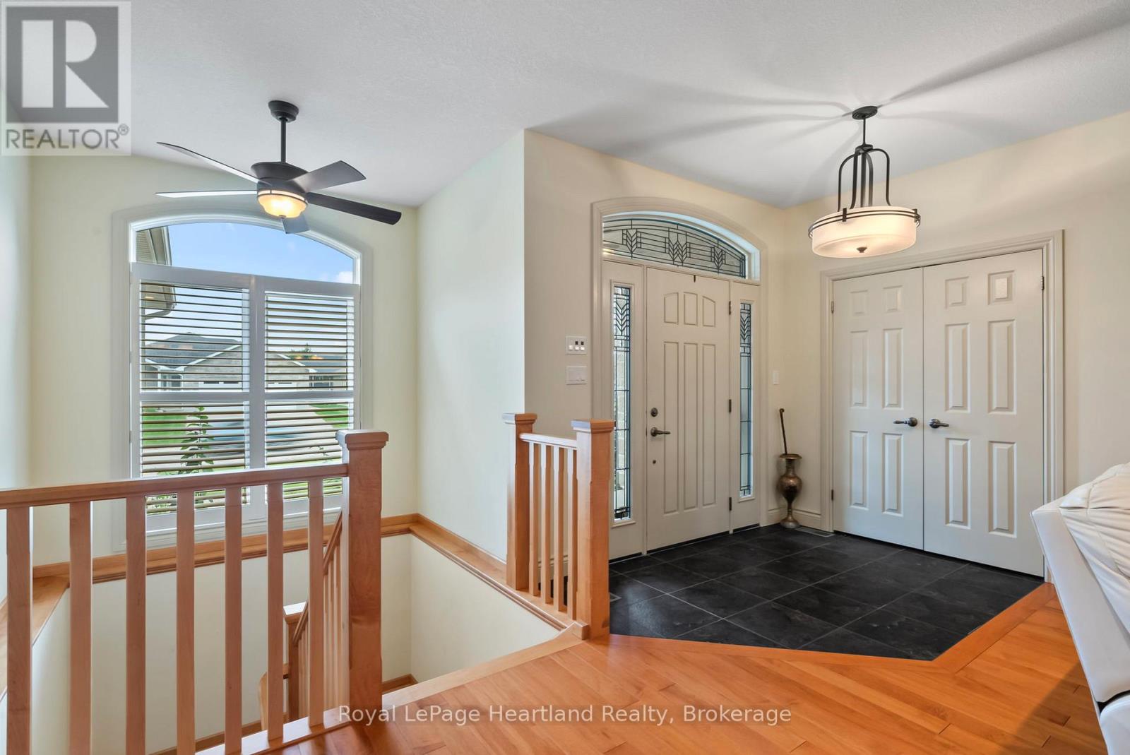 221 John Street, Minto, Ontario  N0G 1Z0 - Photo 11 - X12094372