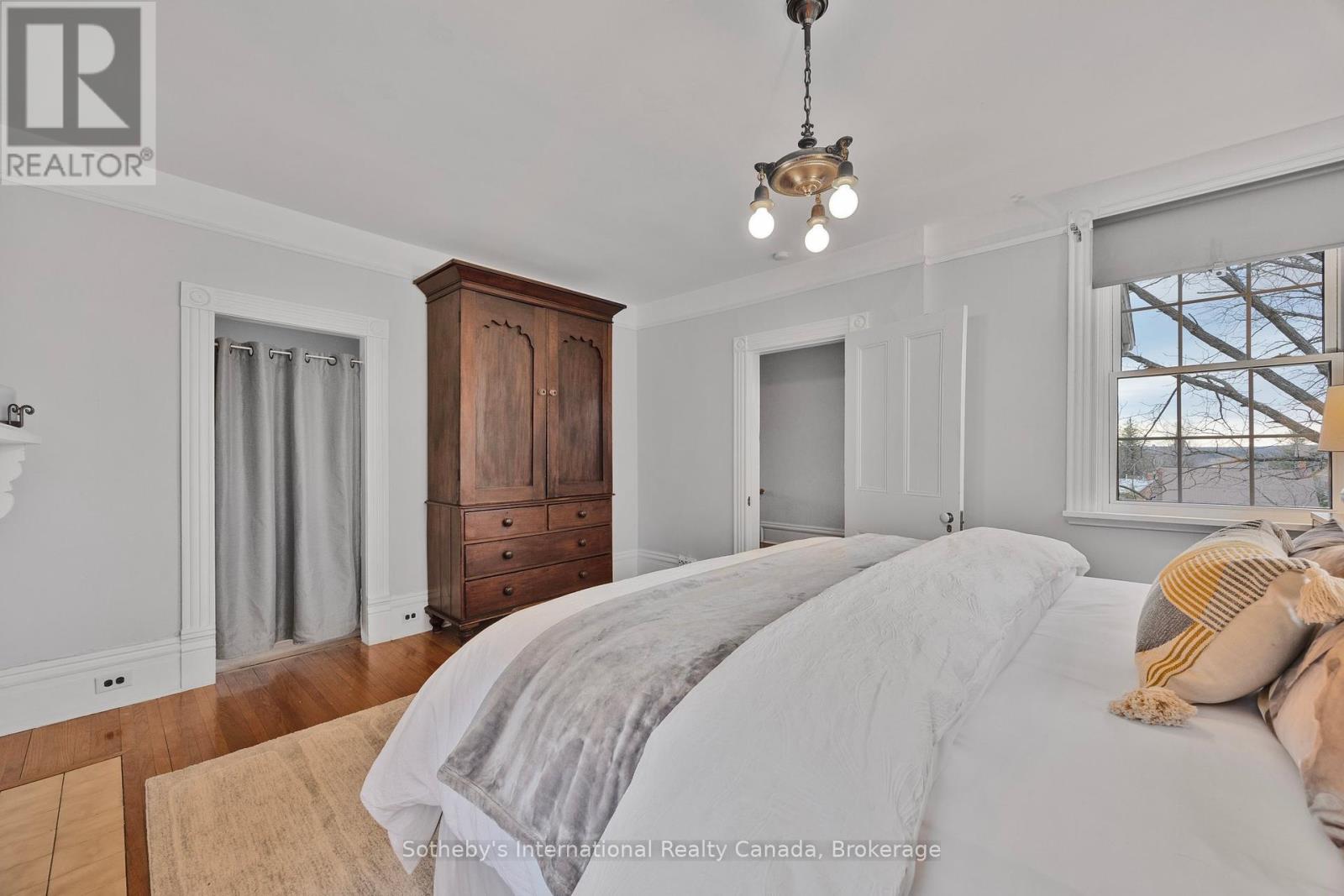 26 Robert Street E, Penetanguishene, Ontario  L9M 1K7 - Photo 33 - S12085685