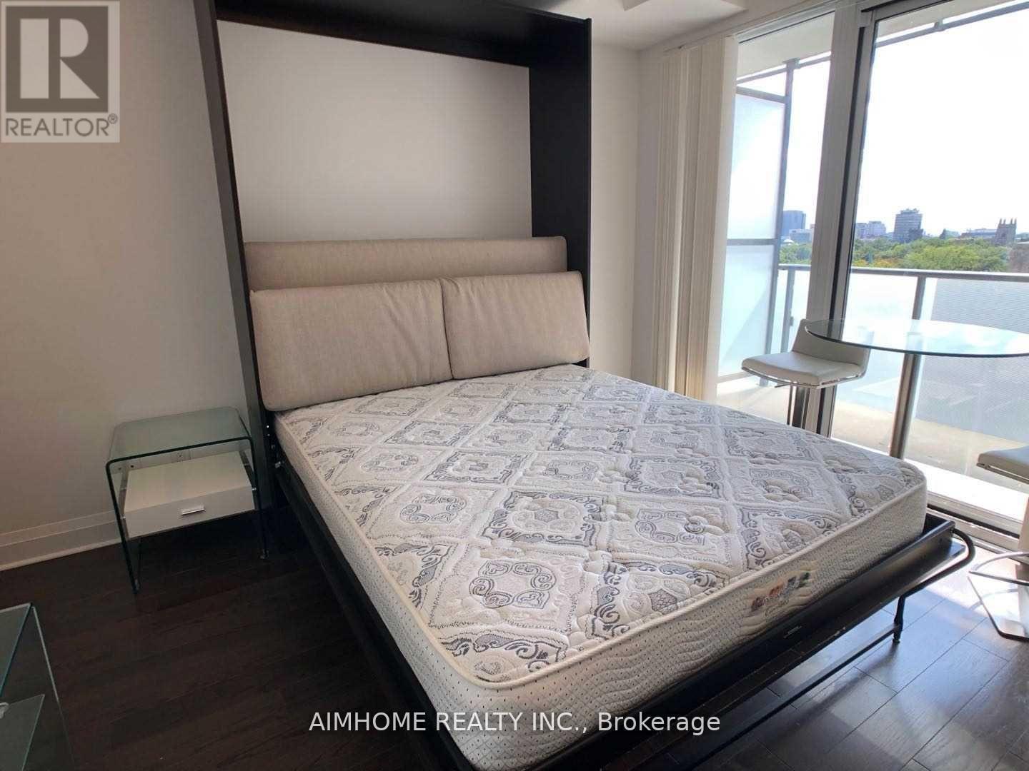 707 - 1080 Bay Street, Toronto, Ontario  M5S 0A5 - Photo 3 - C12094353