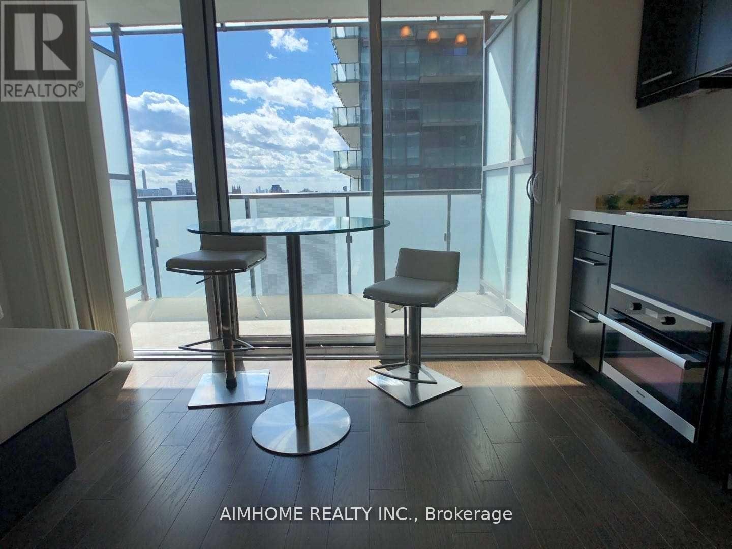 707 - 1080 Bay Street, Toronto, Ontario  M5S 0A5 - Photo 5 - C12094353