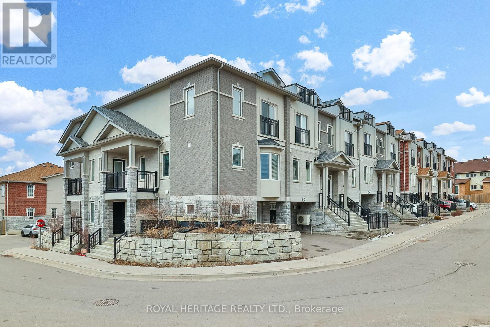 Property at 2 DUNSLEY WAY image 1