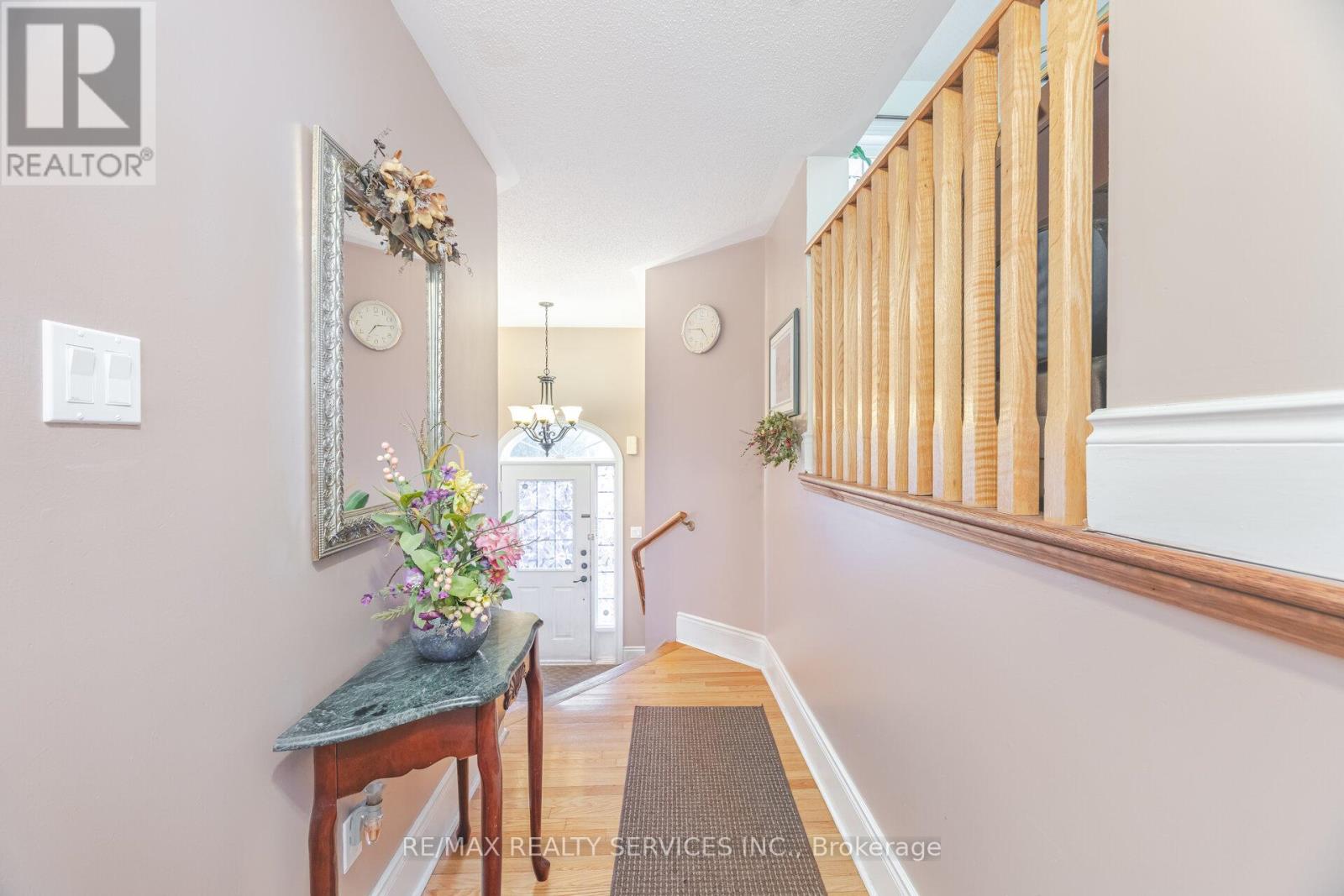 Property at 19 RIVER ROCK CRESCENT image 4