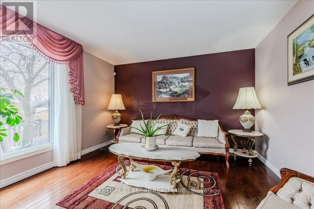 107 Roseneath Crescent, Kitchener, Ontario  N2E 1V8 - Photo 19 - X12094383