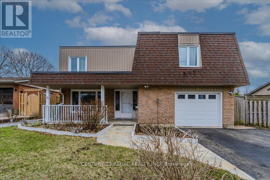 Property at 107 ROSENEATH CRESCENT image 2