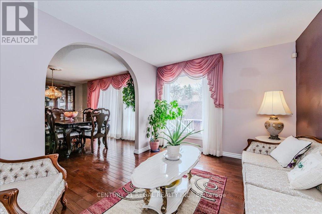 107 Roseneath Crescent, Kitchener, Ontario  N2E 1V8 - Photo 20 - X12094383