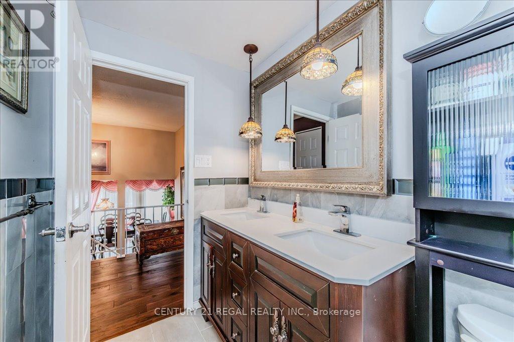 107 Roseneath Crescent, Kitchener, Ontario  N2E 1V8 - Photo 31 - X12094383