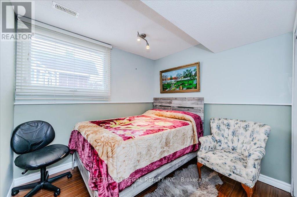 107 Roseneath Crescent, Kitchener, Ontario  N2E 1V8 - Photo 32 - X12094383