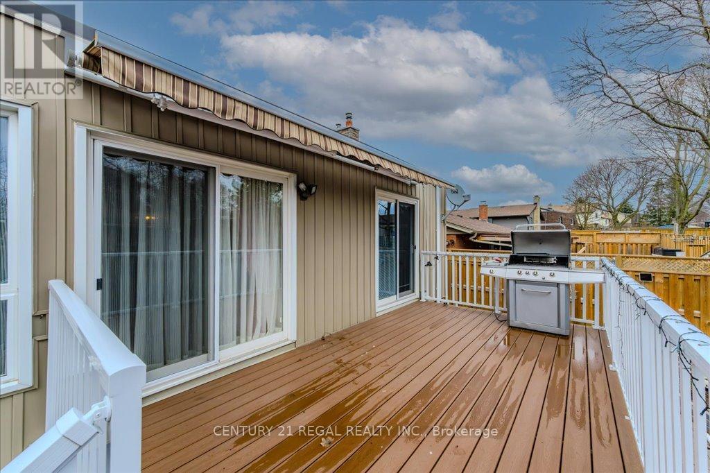 107 Roseneath Crescent, Kitchener, Ontario  N2E 1V8 - Photo 36 - X12094383