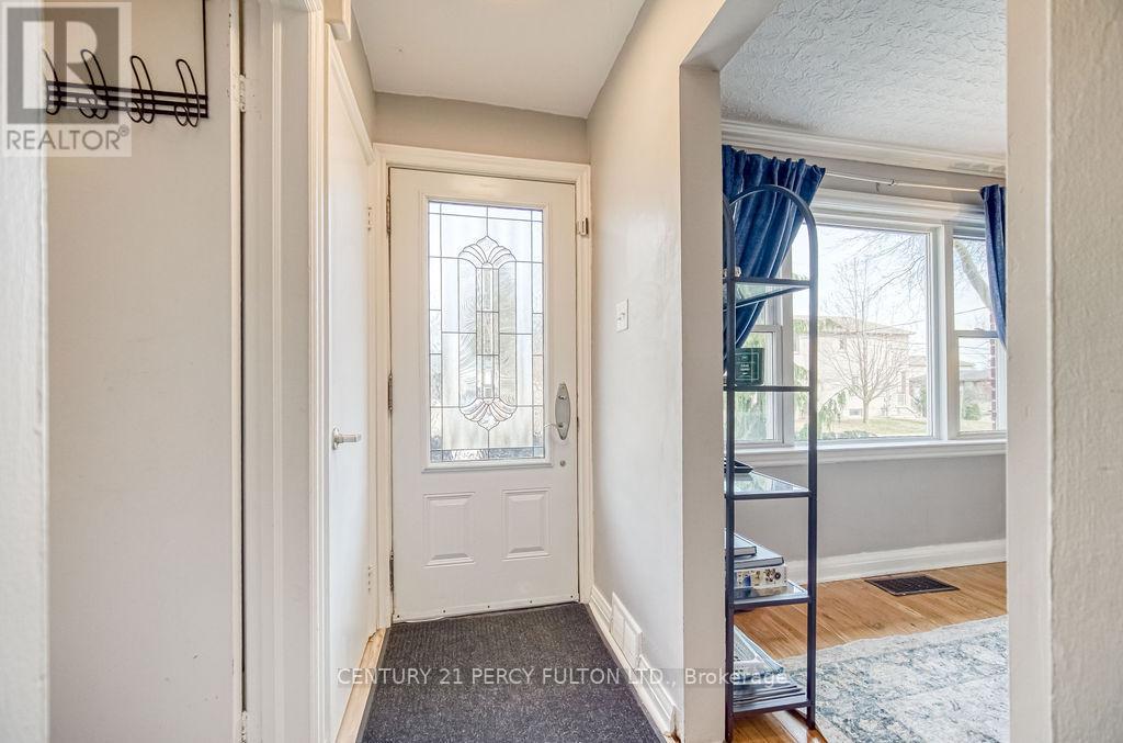 Property at 34 PRESTON STREET image 2