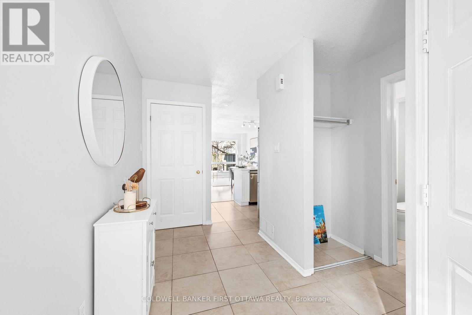Property at 35 FESTIVE PRIVATE image 2