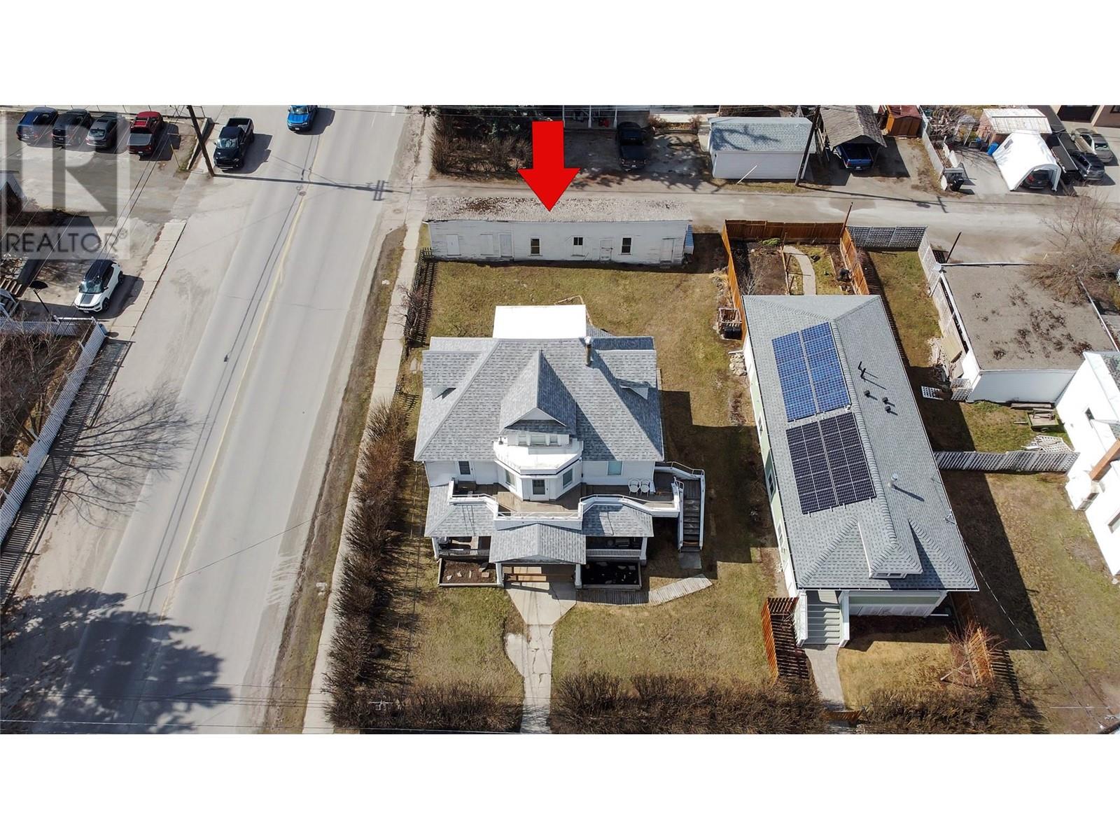 Property at 135 12TH S Avenue image 2