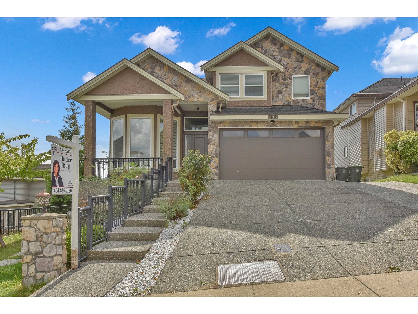 Property at 18936 55 AVENUE image 3