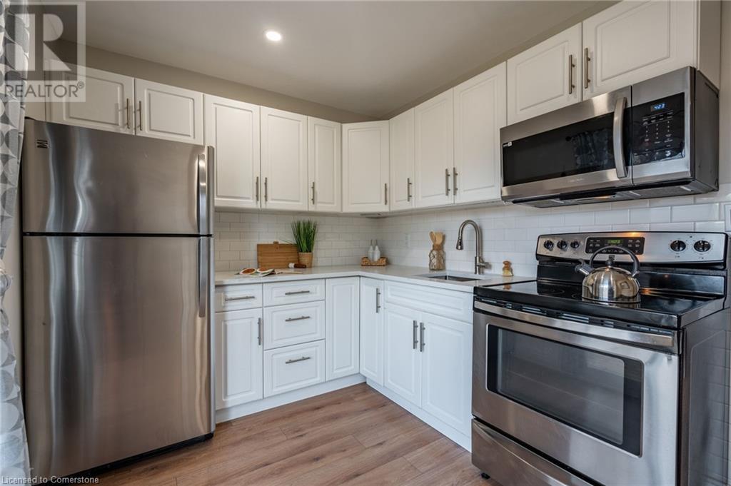 207 East 33rd Street, Hamilton, Ontario  L8V 3T7 - Photo 22 - 40712543