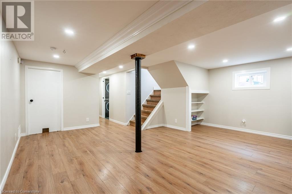 207 East 33rd Street, Hamilton, Ontario  L8V 3T7 - Photo 28 - 40712543